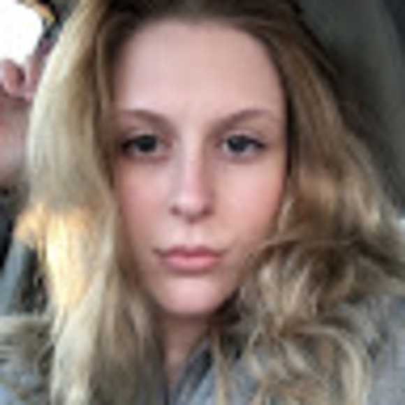 Meet your Posher, Dakota - Picture 1 of 1